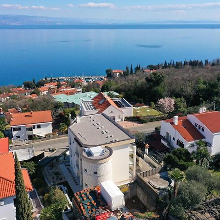 Villa Sunny Icici- Apartment Sky Bagian luar foto