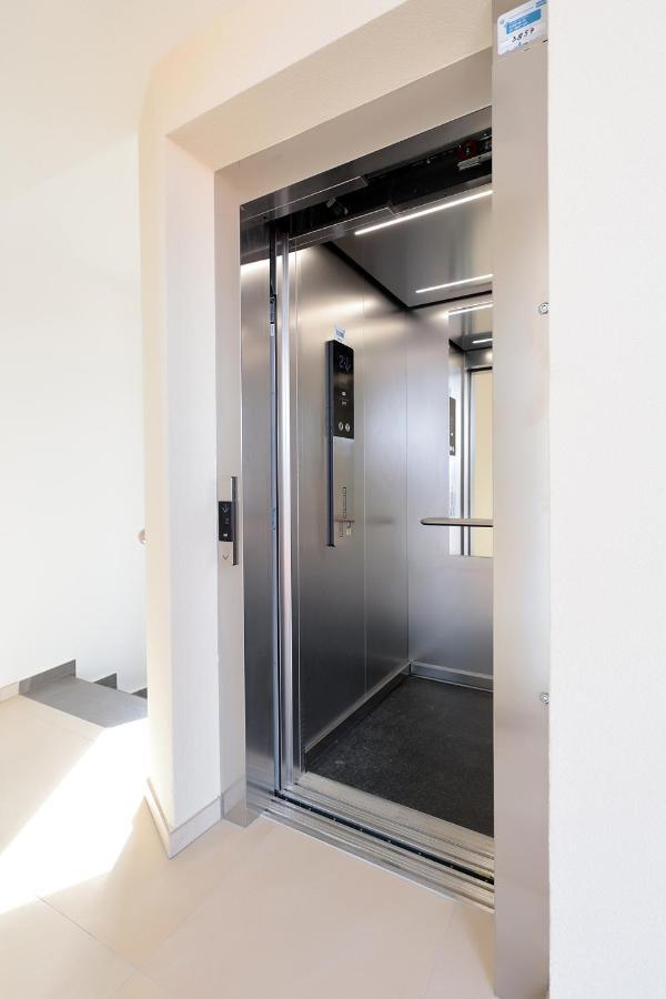 Villa Sunny Icici- Apartment Sky Bagian luar foto