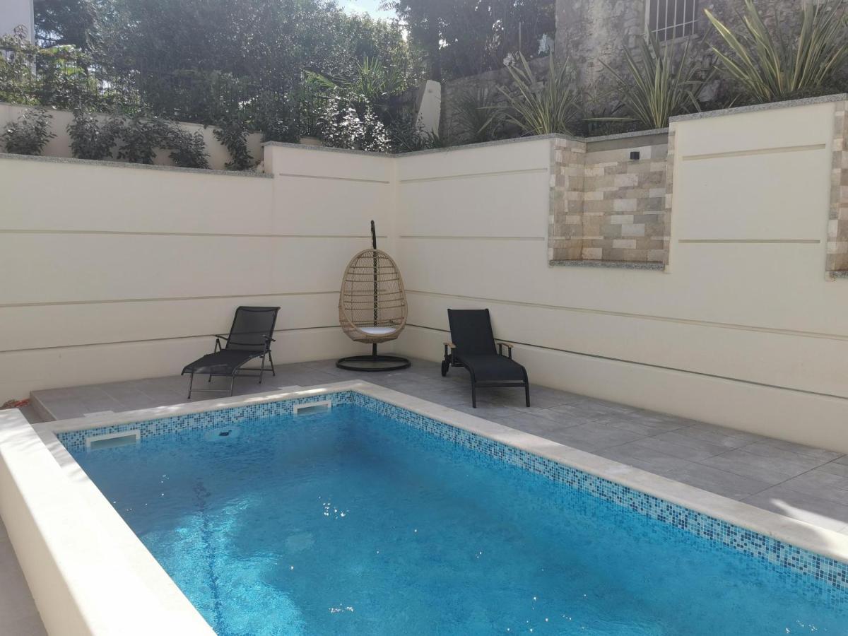 Villa Sunny Icici- Apartment Sky Bagian luar foto