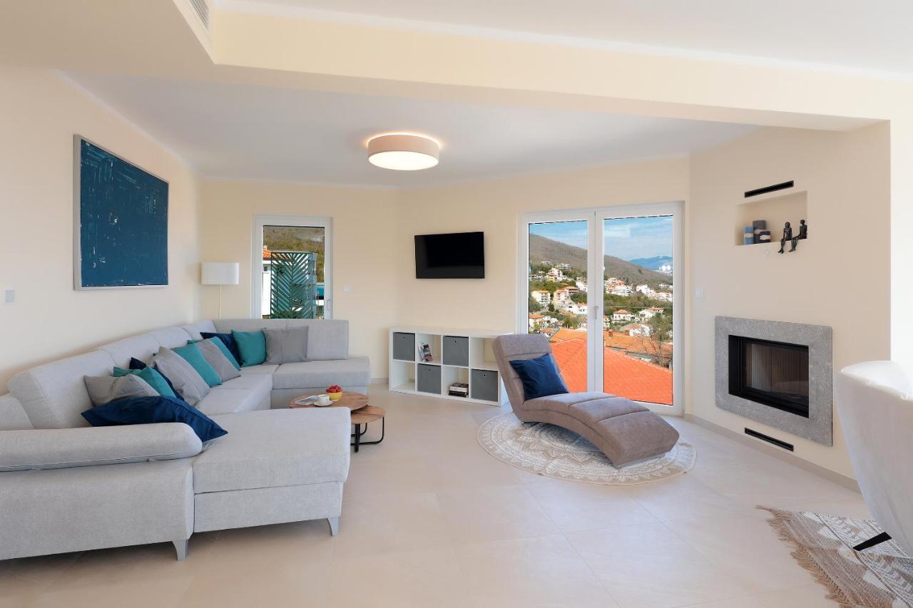 Villa Sunny Icici- Apartment Sky Bagian luar foto
