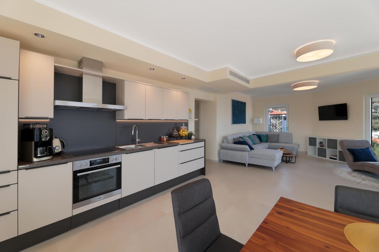 Villa Sunny Icici- Apartment Sky Bagian luar foto