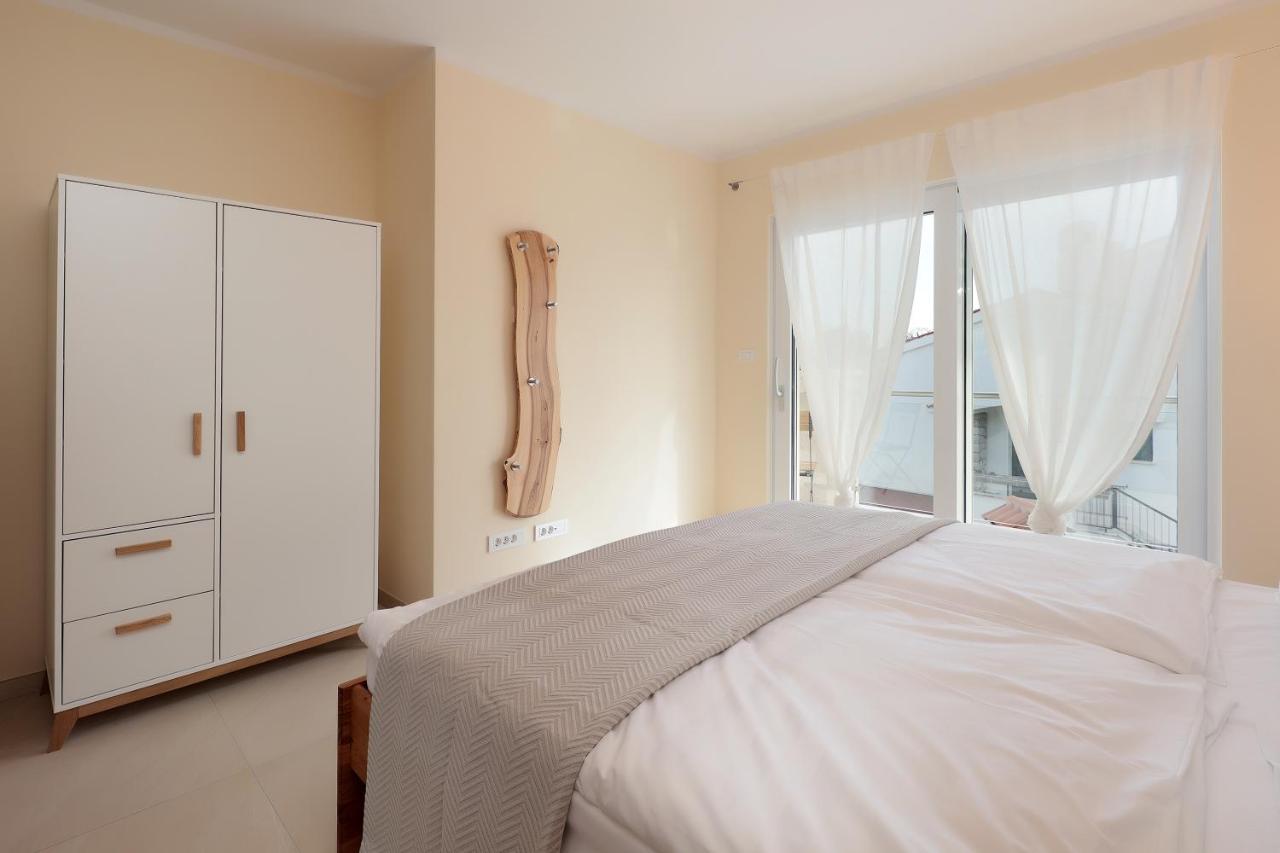 Villa Sunny Icici- Apartment Sky Bagian luar foto