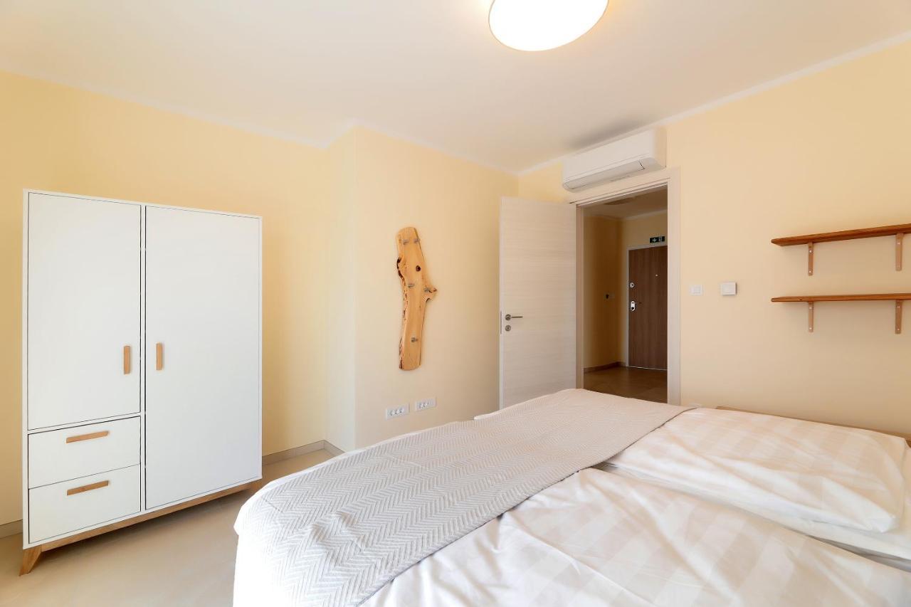Villa Sunny Icici- Apartment Sky Bagian luar foto